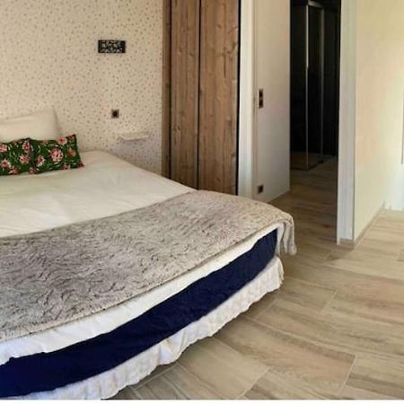 Chambre Avec Salle De Bains Privative Hermonville Bagian luar foto